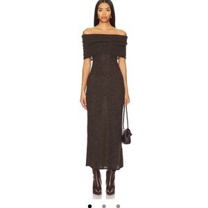 Avalee Maxi Dress in Chocolate Brown
MAJORELLE